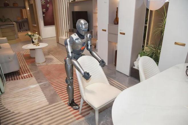 器人+家居”新生态打造企业可持续化发展的“新钥匙”j9九游会真人游戏第一尚品宅配联手众擎机器人以“机(图4) 器人+家居”新生态打造企业可持续化发展的“新钥匙”j9九游会真人游戏第一尚品宅配联手众擎机器人以“机(图4)